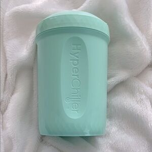 Hyperchiller quick cooling beverage cup